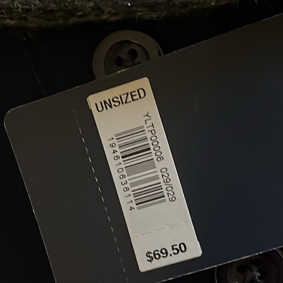 NWT! Lucky Brand Gray Wrap. Unsized. Long fringe. - Picture 4 of 6